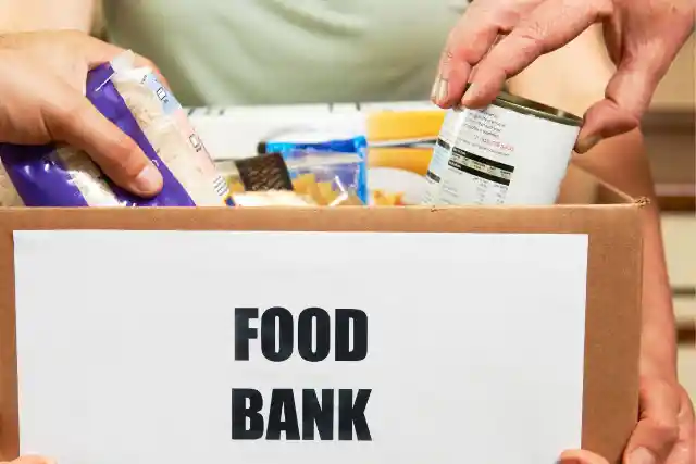 Husband Keeps Coming Home With Food From Food Bank Until 5 Officers Show Up