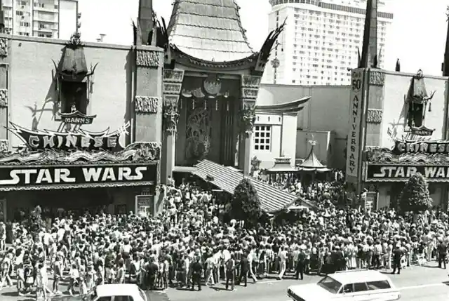 The Opening Weekend of Star Wars, 1977