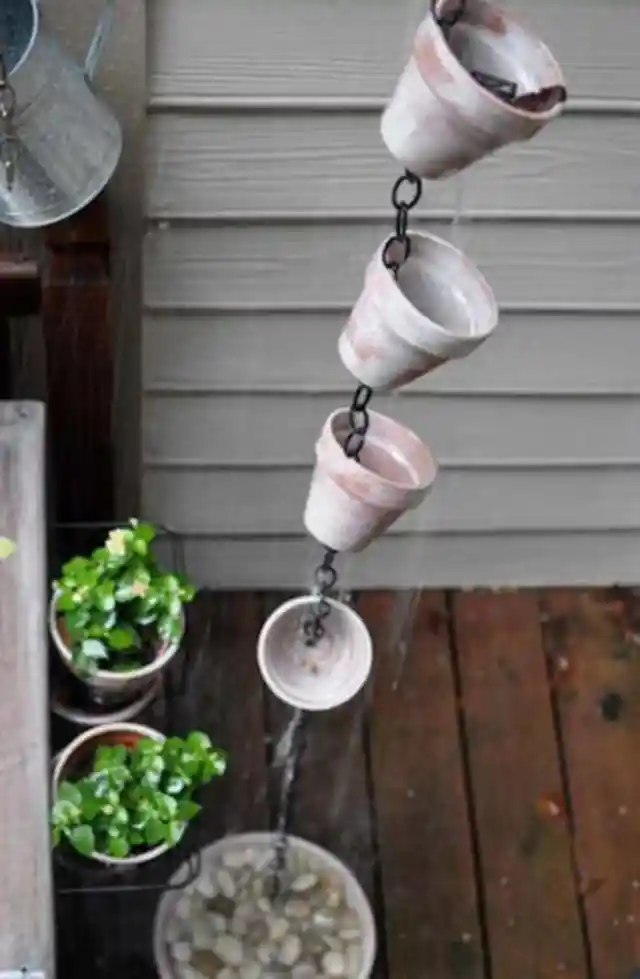 40 Clever Ways to Repurpose Flower Pots