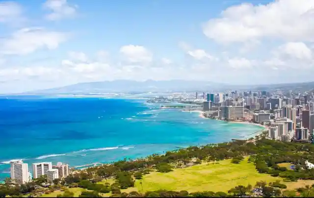 What city serves as the capital of Hawaii?