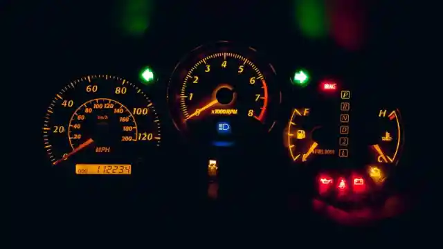 4 Dashboard Lights You Shouldn't Ignore