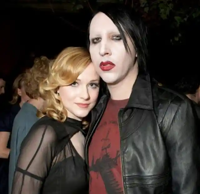 20 Celebrities That Look Far Better Than Their Partners