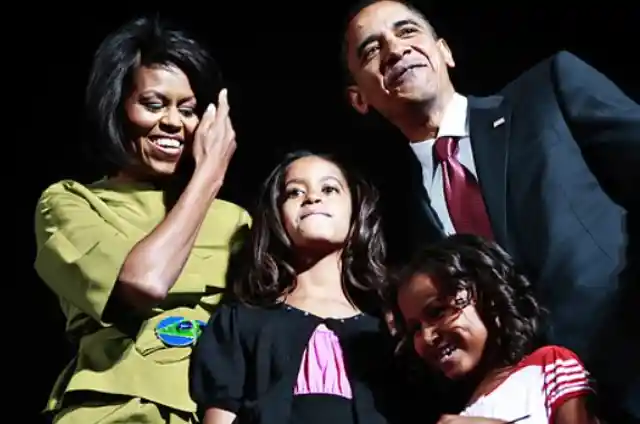 Sasha Obama: What They Don't Say About The Former First Daughter