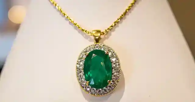 The Necklace's Secret