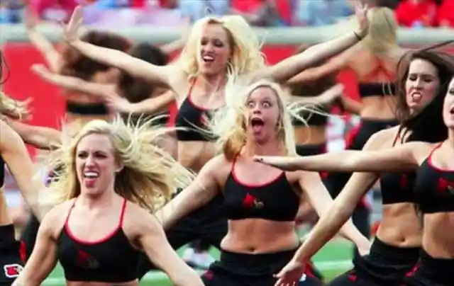 40 Epic Cheerleader Moments Captured On Cam