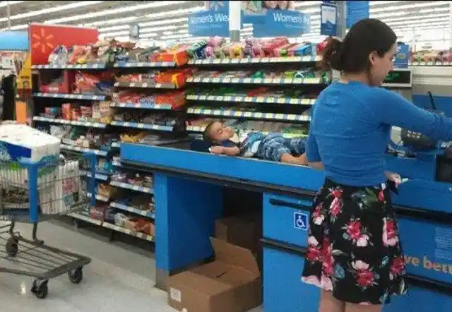 What's Going on With Walmart’s Greatest Customers?!