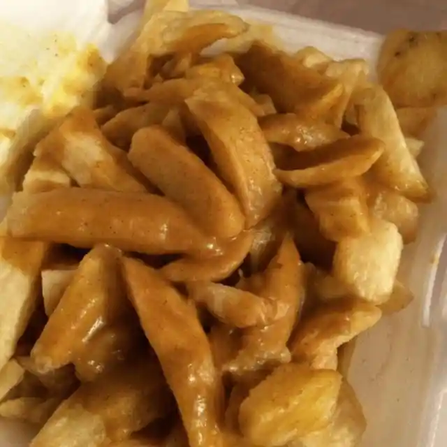 40+ UK Dishes That Make Tourists Scrunch Their Noses in Disbelief