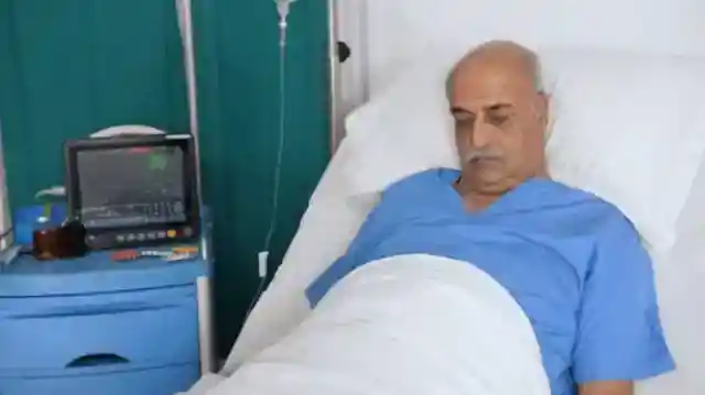 8. A Hospital Full of Reflections