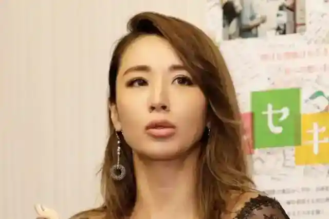 19th place: Sarina Suzuki (talent)