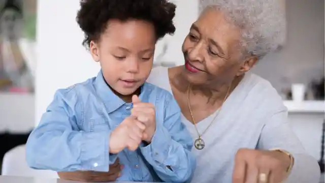 Grandma Sets Up Camera After Grandson Won’t Bathe at Home