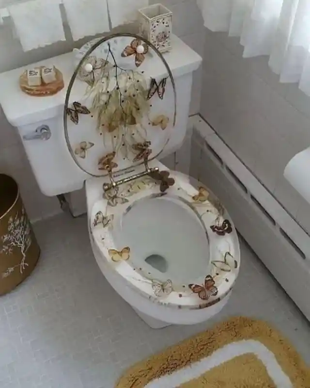 35 Hilarious Home Decor Disasters