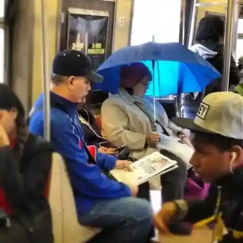 アンブレラの下で・エラ・エラ