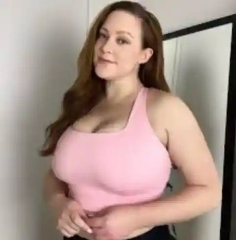 12. Jennifer Cohen (@jenniferdcohen)