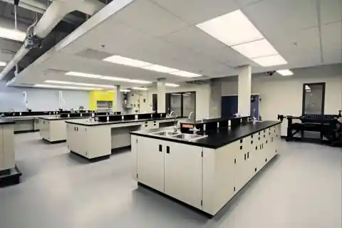 Preparando-se no laboratório de ciências