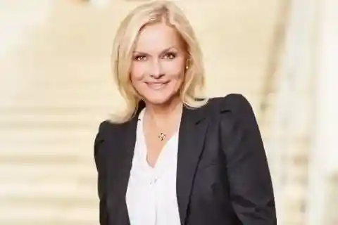 Birte Karlaus – 1 million euros