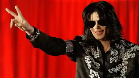 What was the name of Michael Jackson's personal physician convicted of involuntary manslaughter?