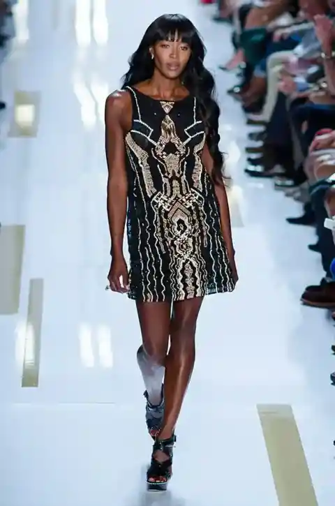 Naomi Campbell - 5'10 (178 cm)