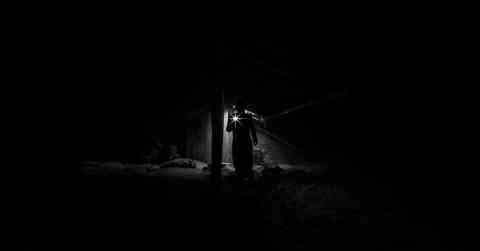Dark Shadows: An Unseen Pursuit
