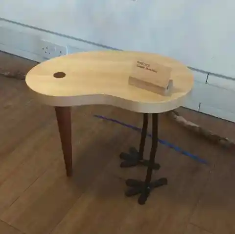 Cute Chirping Table