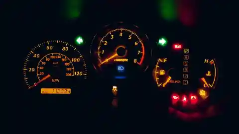 4 Dashboard Lights You Shouldn't Ignore
