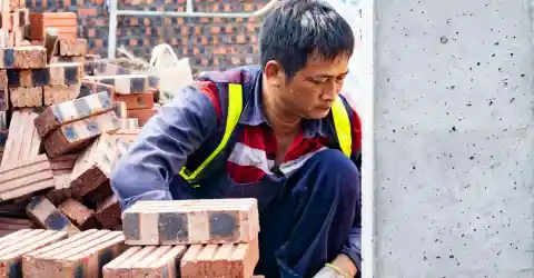 The Chain That Shouldn’t Have Moved