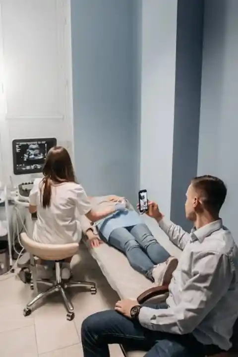 Das Baby kennenlernen