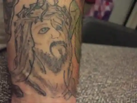 Jesus rettet, aber er gibt keine Tattoo-Ratschläge