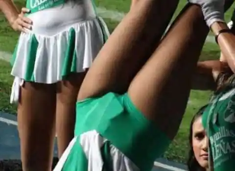 40 Epic Cheerleader Moments Captured On Cam