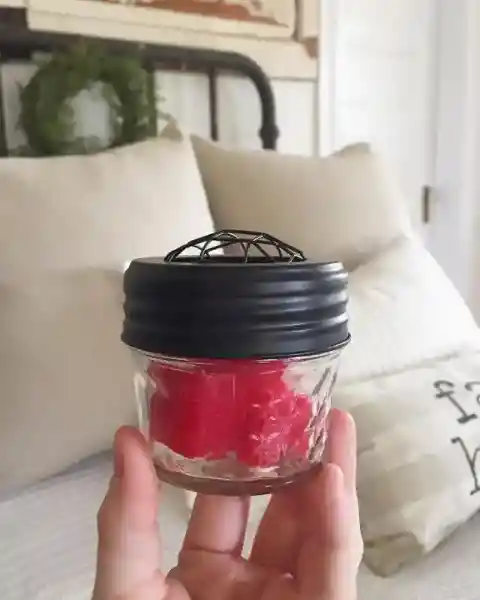 DIY Air Freshener with Scented Wax Cubes