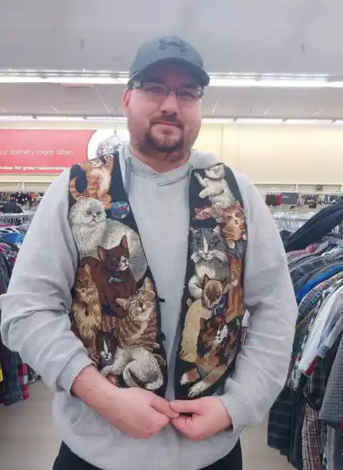 A Fancy Vest for Cat Lovers