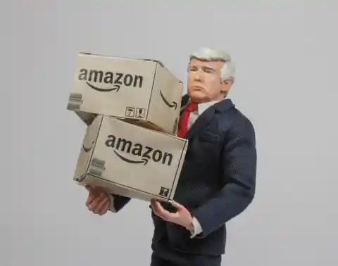 Jeff Bezos Increases His Fortune Under Trump’s Presidency