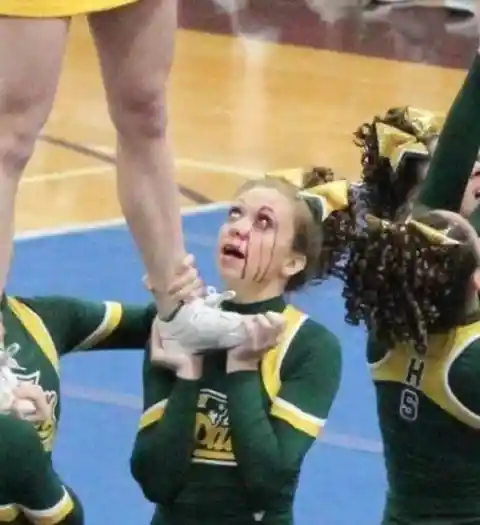 40 Epic Cheerleader Moments Captured On Cam