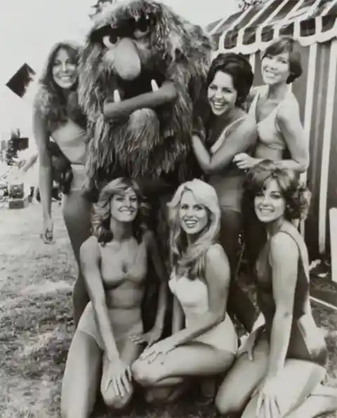 Sweetums Upstaging The Glam Squad