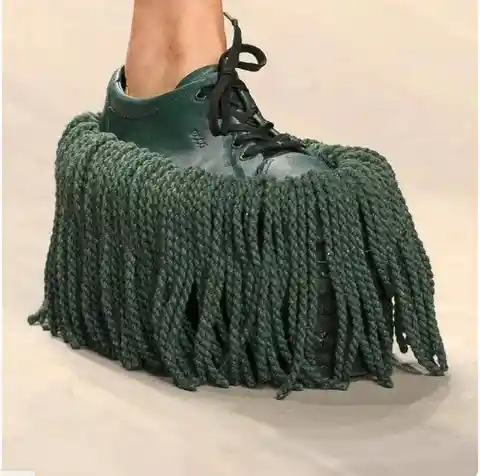 The Floor Mop Shoe