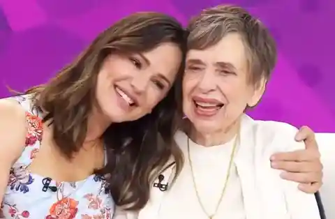 4. Jennifer Garner & Patricia Ann Garner